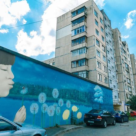 Apartment On Sevastopolska Square キエフ エクステリア 写真
