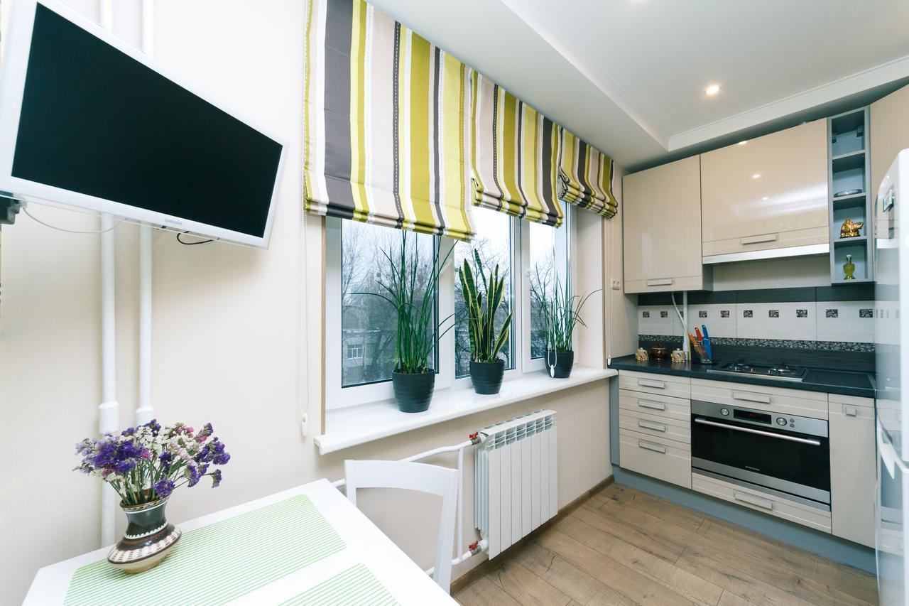 Apartment On Sevastopolska Square キエフ エクステリア 写真